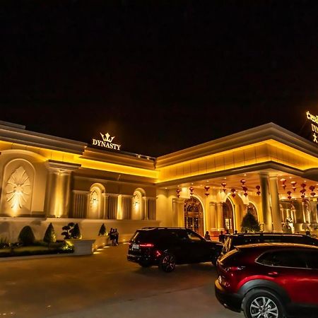 Dynasty Casino Hotel Bavet Екстериор снимка