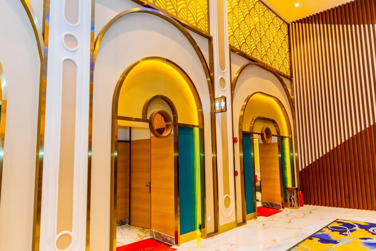 Dynasty Casino Hotel Bavet Екстериор снимка