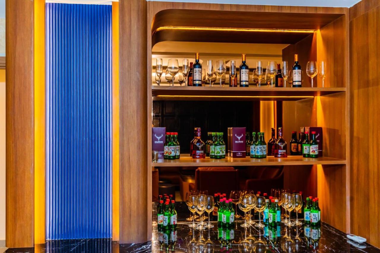 Dynasty Casino Hotel Bavet Екстериор снимка