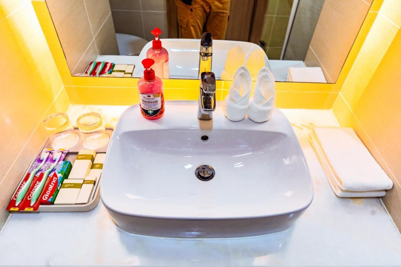 Dynasty Casino Hotel Bavet Екстериор снимка